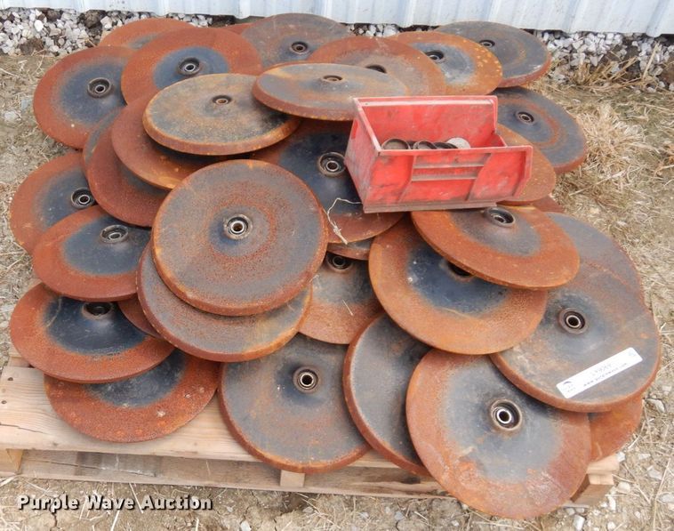 image for item LY9069 Approximately 48 John Deere A89397 closing wheels