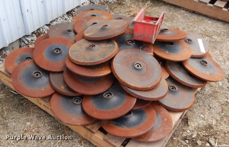 image for item LY9069 Approximately 48 John Deere A89397 closing wheels