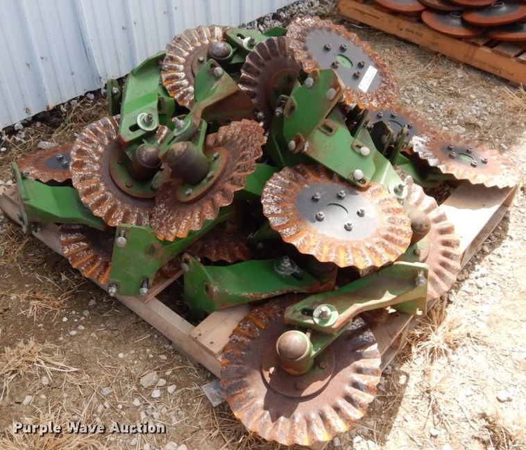 image for item LY9070 Approximately 24 John Deere coulters