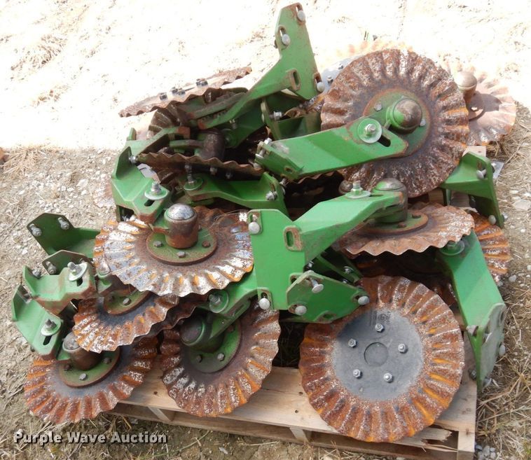 image for item LY9070 Approximately 24 John Deere coulters