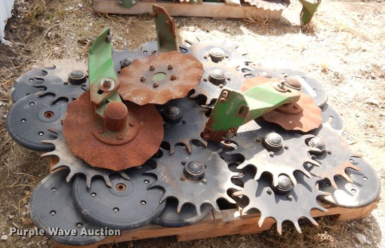 image for item LY9071 Planter parts