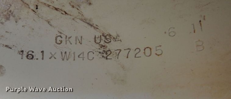 image for item LY9073 (8) tires and wheels