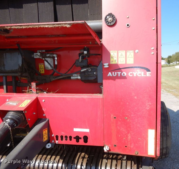 image for item LY9078 Massey Ferguson 2956A  round baler