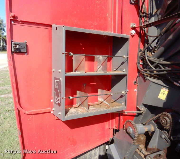 image for item LY9078 Massey Ferguson 2956A  round baler