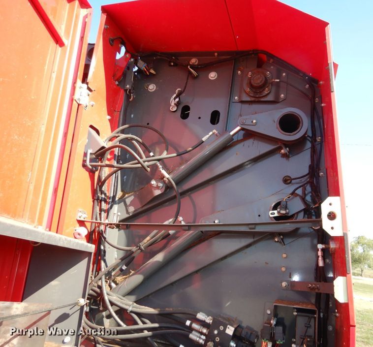 image for item LY9078 Massey Ferguson 2956A  round baler