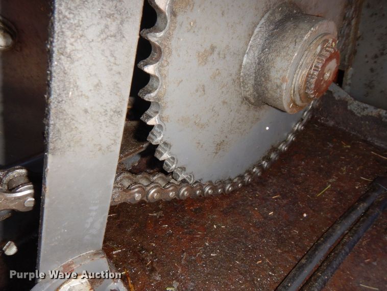 image for item LY9078 Massey Ferguson 2956A  round baler