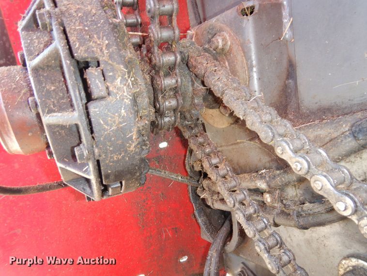 image for item LY9078 Massey Ferguson 2956A  round baler