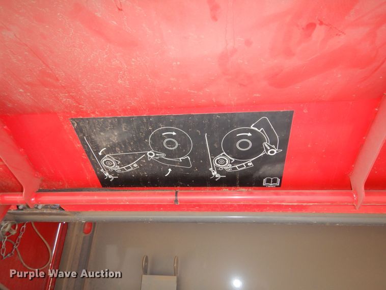 image for item LY9078 Massey Ferguson 2956A  round baler