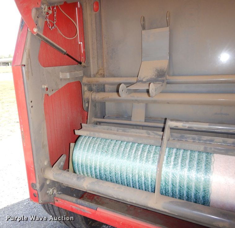 image for item LY9078 Massey Ferguson 2956A  round baler