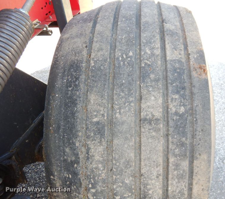 image for item LY9078 Massey Ferguson 2956A  round baler