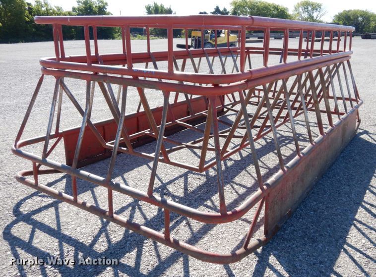 image for item LY9094 (2) Hoffman Brothers Welding hay bale feeders