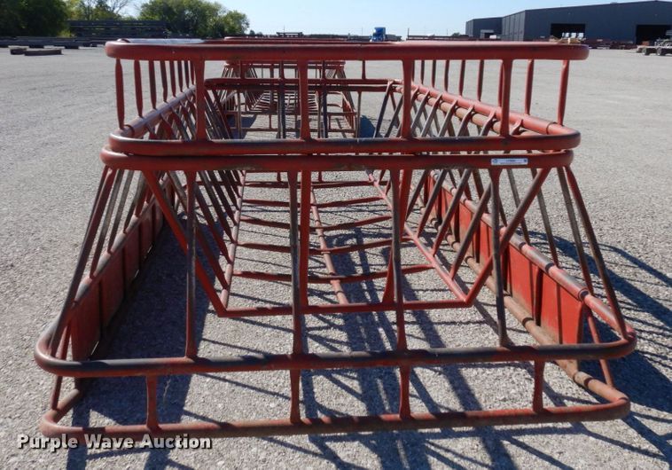 image for item LY9094 (2) Hoffman Brothers Welding hay bale feeders