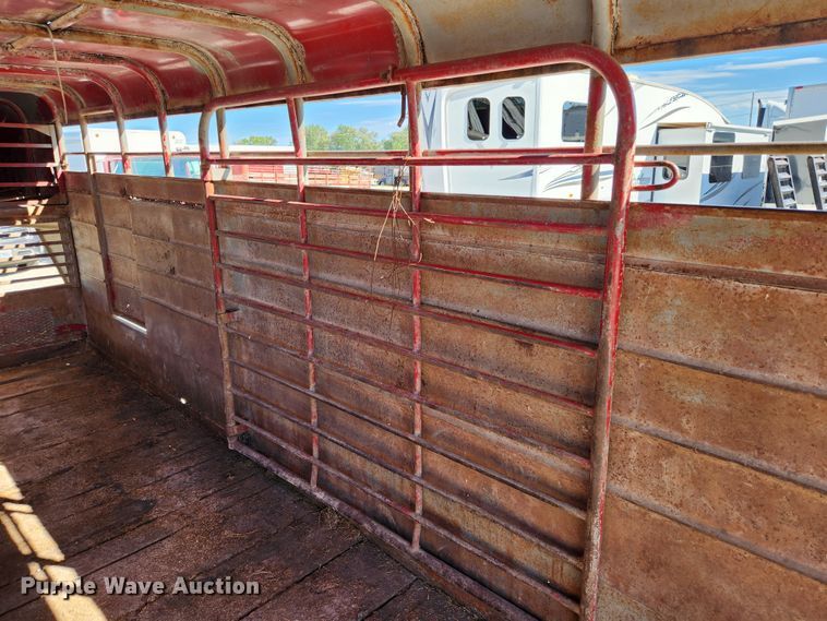 image for item MK9303 1991 Maxwell  livestock trailer