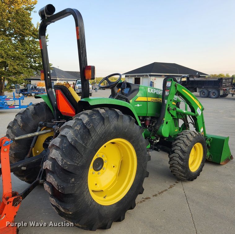image for item MK9304 2008 John Deere 4105  MFWD tractor