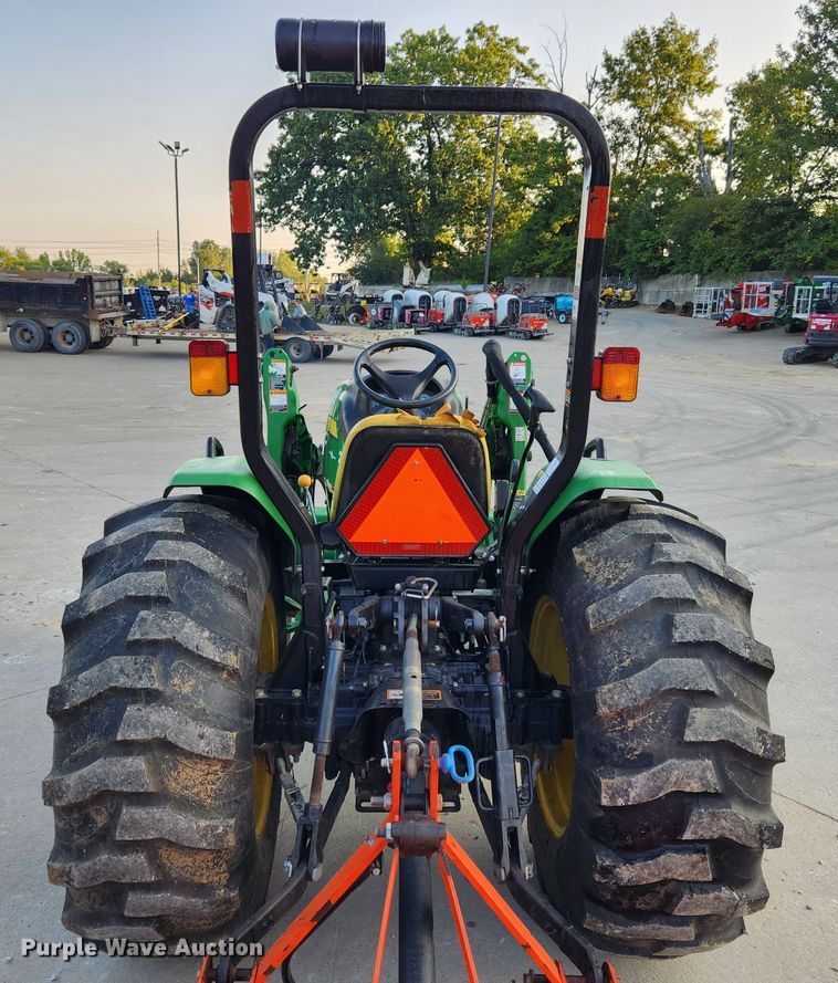 image for item MK9304 2008 John Deere 4105  MFWD tractor