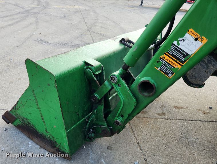 image for item MK9304 2008 John Deere 4105  MFWD tractor