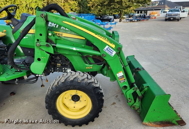 image for item MK9304 2008 John Deere 4105  MFWD tractor