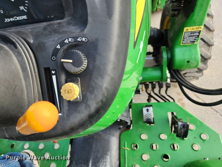 image for item MK9304 2008 John Deere 4105  MFWD tractor