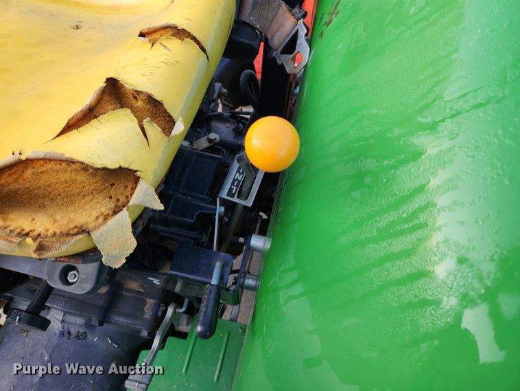 image for item MK9304 2008 John Deere 4105  MFWD tractor