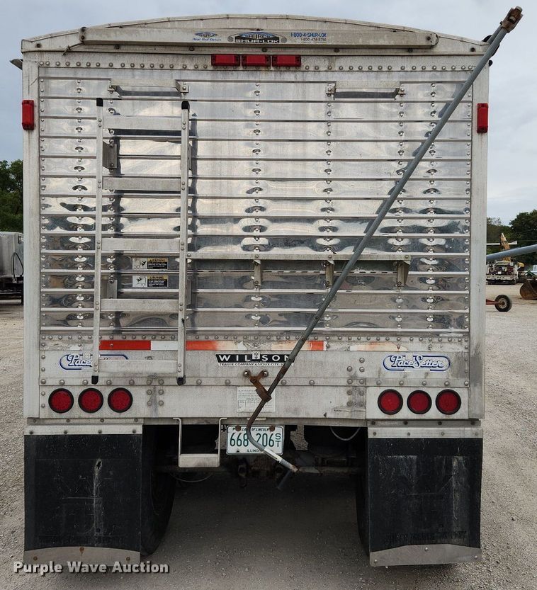 image for item MK9368 1999 Wilson DWH-400  grain trailer