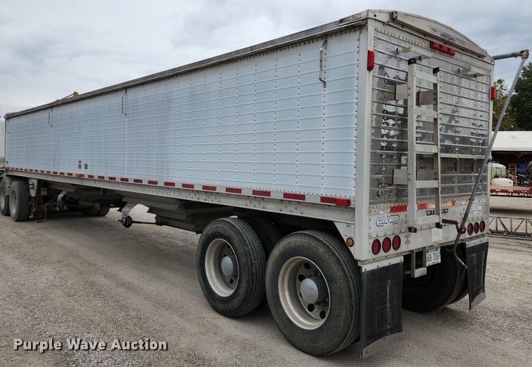 image for item MK9368 1999 Wilson DWH-400  grain trailer