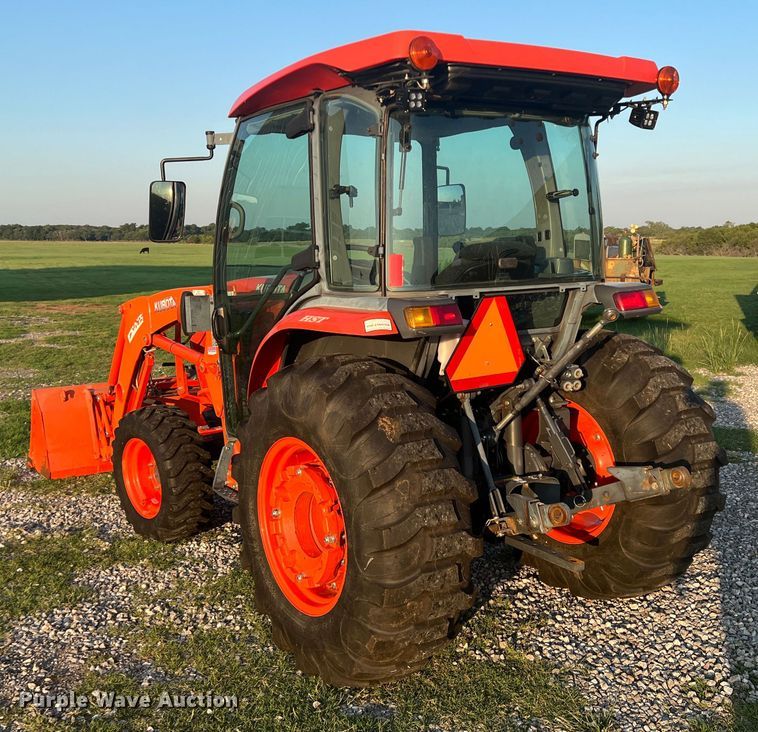 image for item MQ9791 Kubota L6060  MFWD tractor