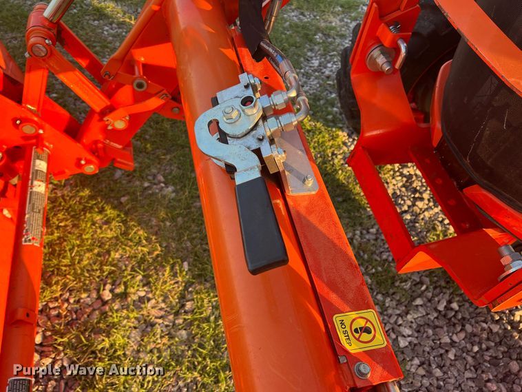 image for item MQ9791 Kubota L6060  MFWD tractor