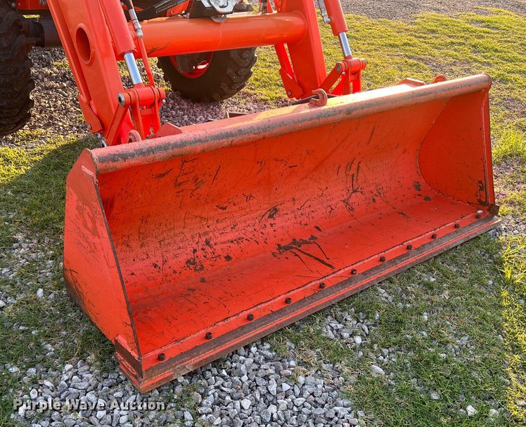 image for item MQ9791 Kubota L6060  MFWD tractor