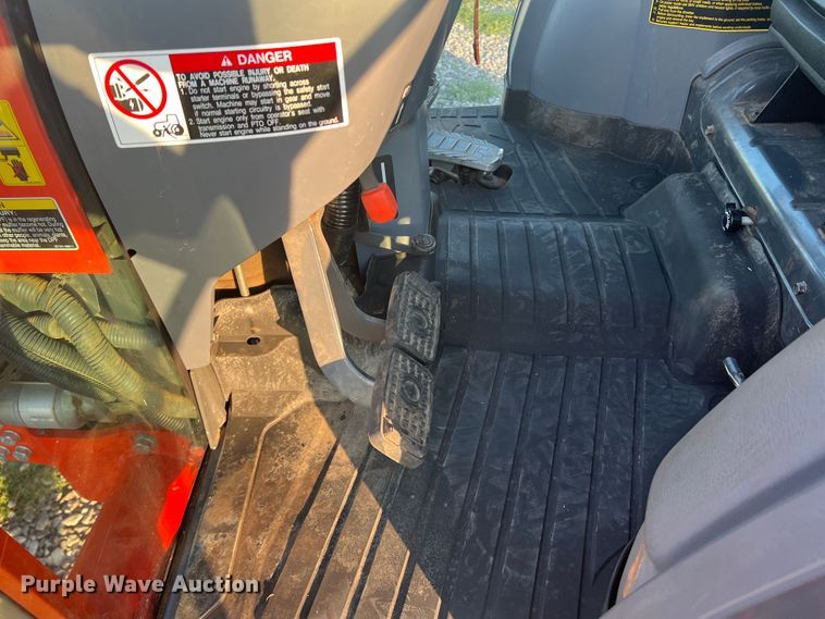 image for item MQ9791 Kubota L6060  MFWD tractor