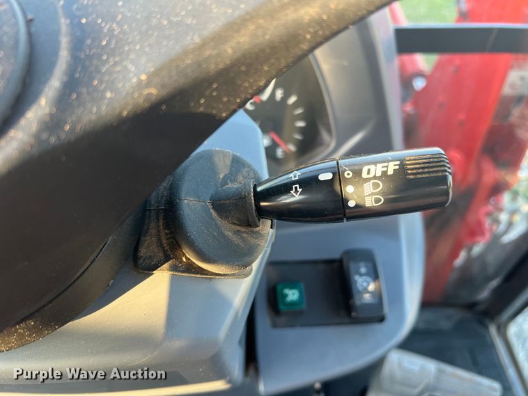 image for item MQ9791 Kubota L6060  MFWD tractor