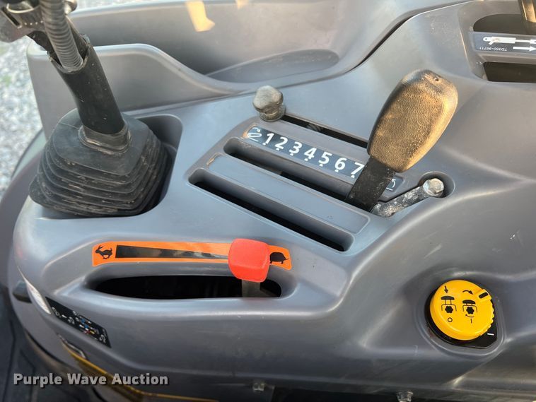 image for item MQ9791 Kubota L6060  MFWD tractor