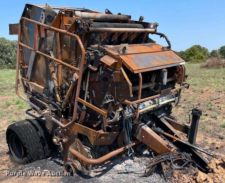 image for item MR9342 2022 Kubota BV4160  round baler