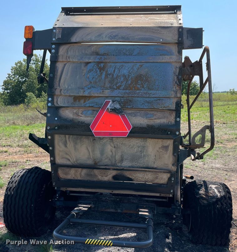 image for item MR9342 2022 Kubota BV4160  round baler