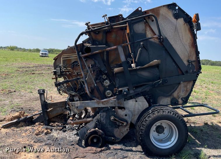 image for item MR9342 2022 Kubota BV4160  round baler