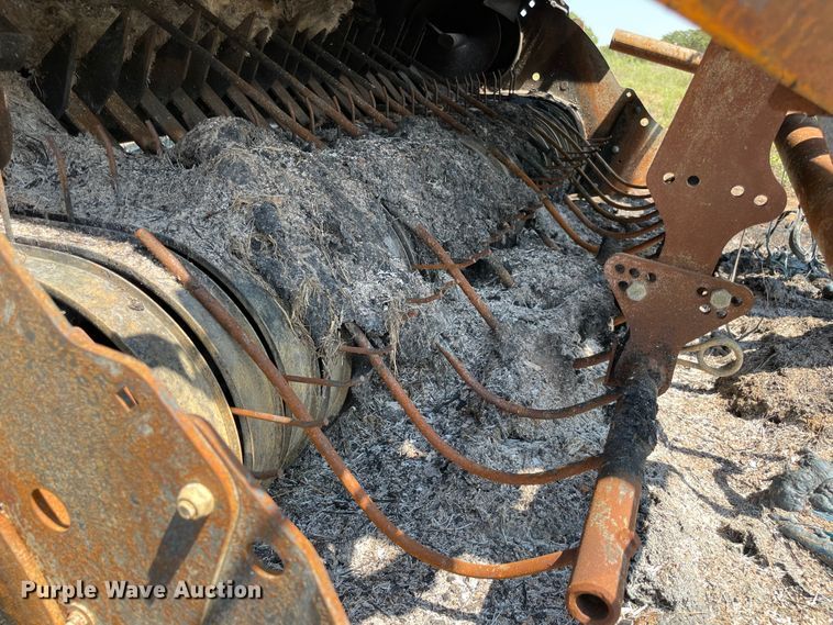 image for item MR9342 2022 Kubota BV4160  round baler