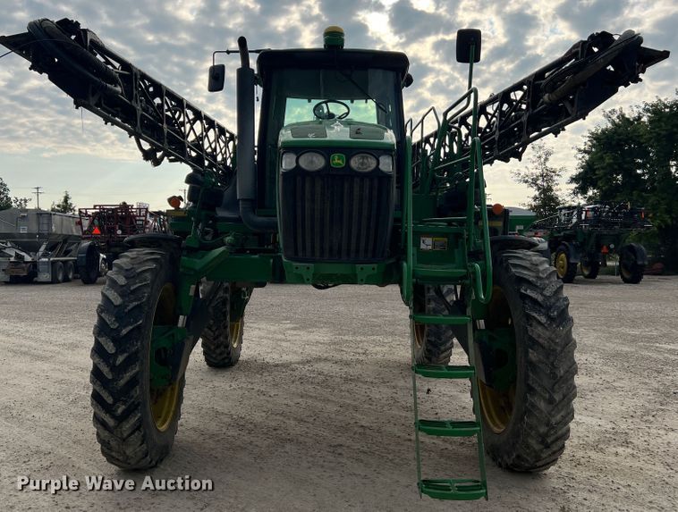 image for item MR9841 2010 John Deere 4730  sprayer