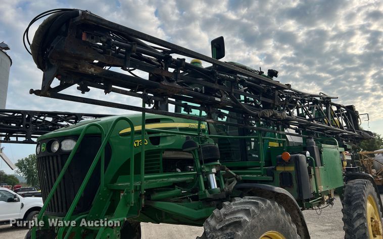 image for item MR9841 2010 John Deere 4730  sprayer