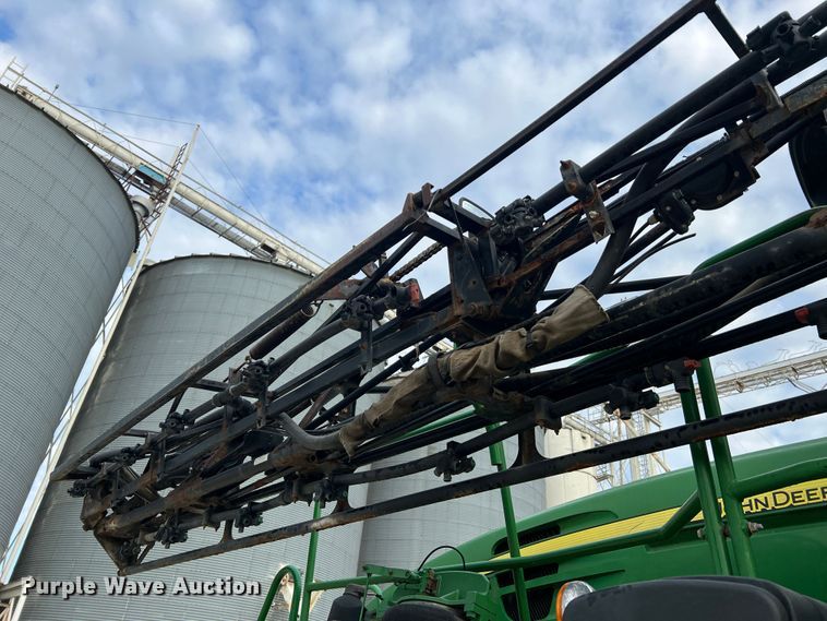 image for item MR9841 2010 John Deere 4730  sprayer