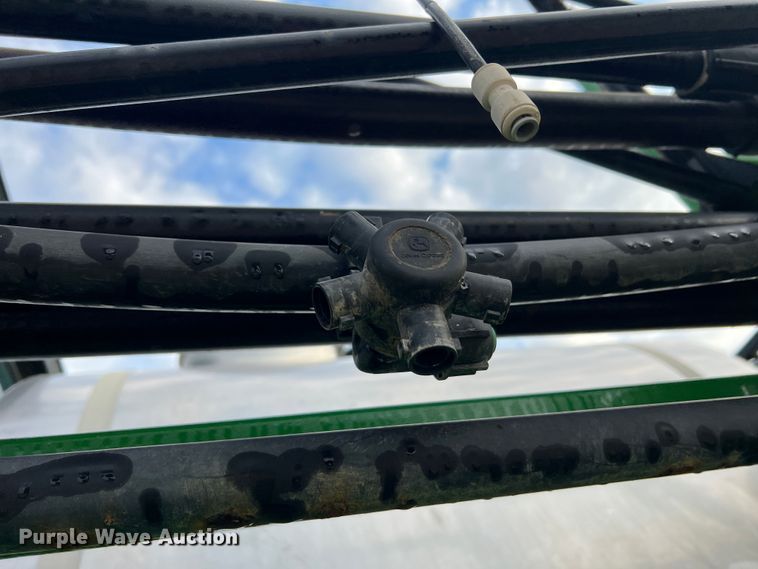 image for item MR9841 2010 John Deere 4730  sprayer