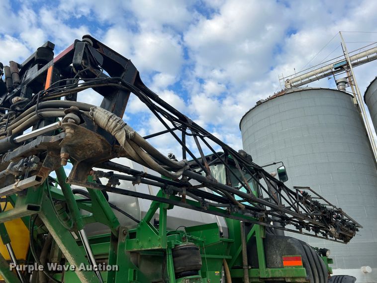 image for item MR9841 2010 John Deere 4730  sprayer