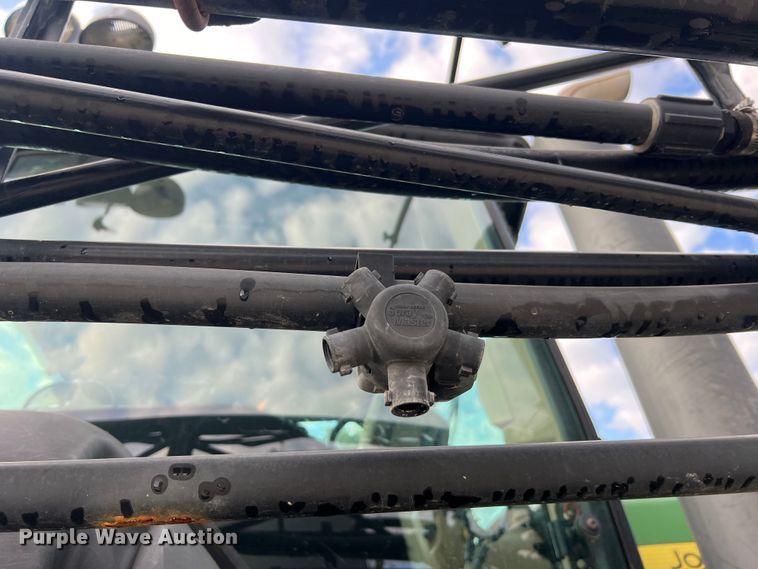 image for item MR9841 2010 John Deere 4730  sprayer