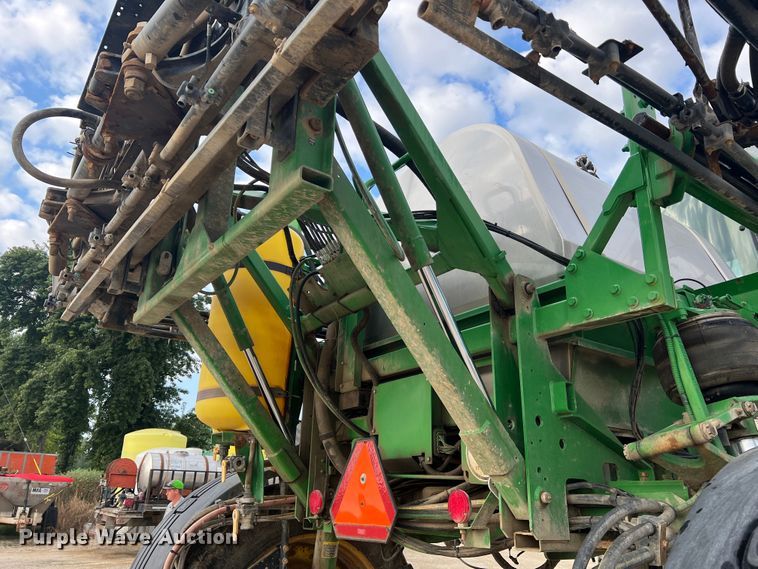 image for item MR9841 2010 John Deere 4730  sprayer