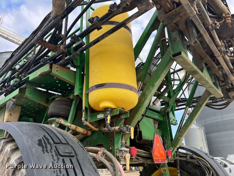 image for item MR9841 2010 John Deere 4730  sprayer