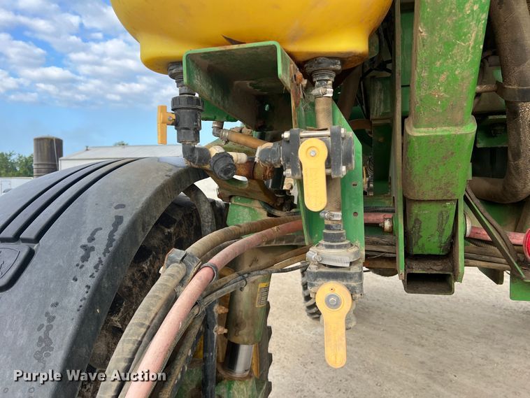 image for item MR9841 2010 John Deere 4730  sprayer