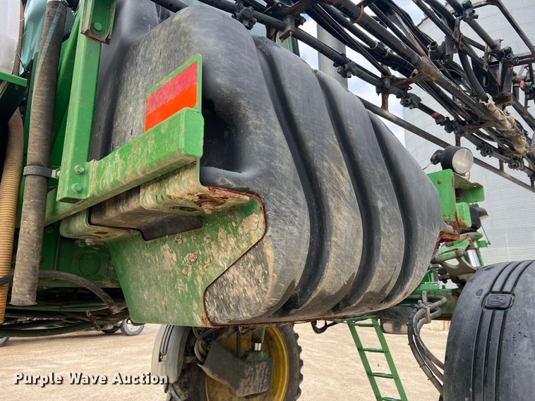 image for item MR9841 2010 John Deere 4730  sprayer