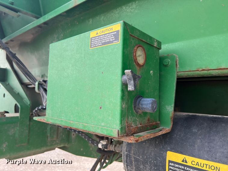 image for item MR9841 2010 John Deere 4730  sprayer