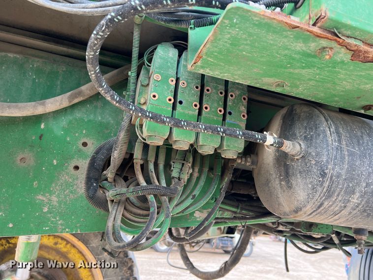 image for item MR9841 2010 John Deere 4730  sprayer