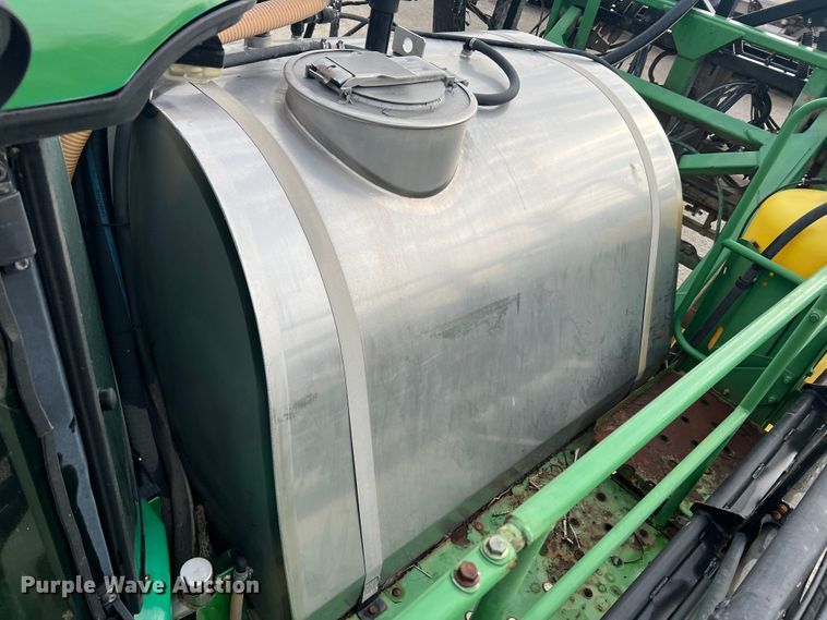 image for item MR9841 2010 John Deere 4730  sprayer