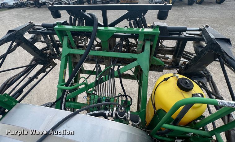 image for item MR9841 2010 John Deere 4730  sprayer