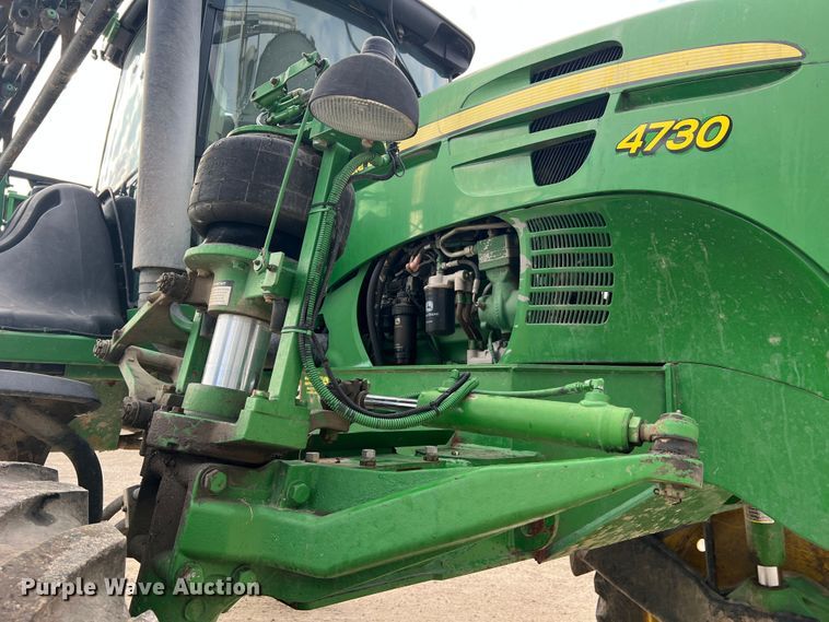 image for item MR9841 2010 John Deere 4730  sprayer